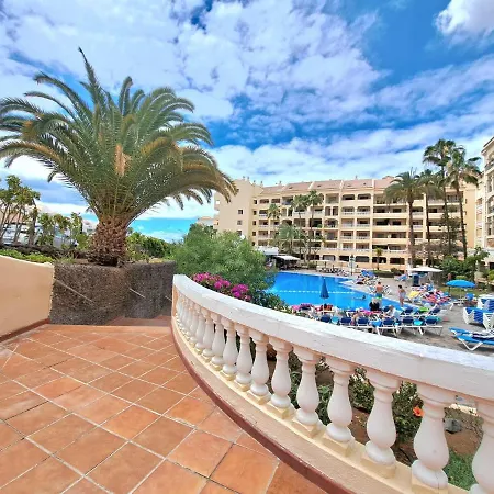 Bonito Estudio En Cristianos En Complejo Con Piscina Y Cerca De Playa
