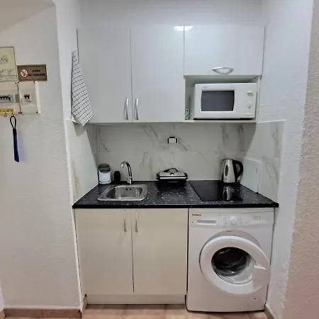 Bonito Estudio En Cristianos En Complejo Con Piscina Y Cerca De Playa Apartment
